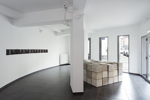 Installation view: Works by Andreas Johnen / Photo: Benjamin Hugard