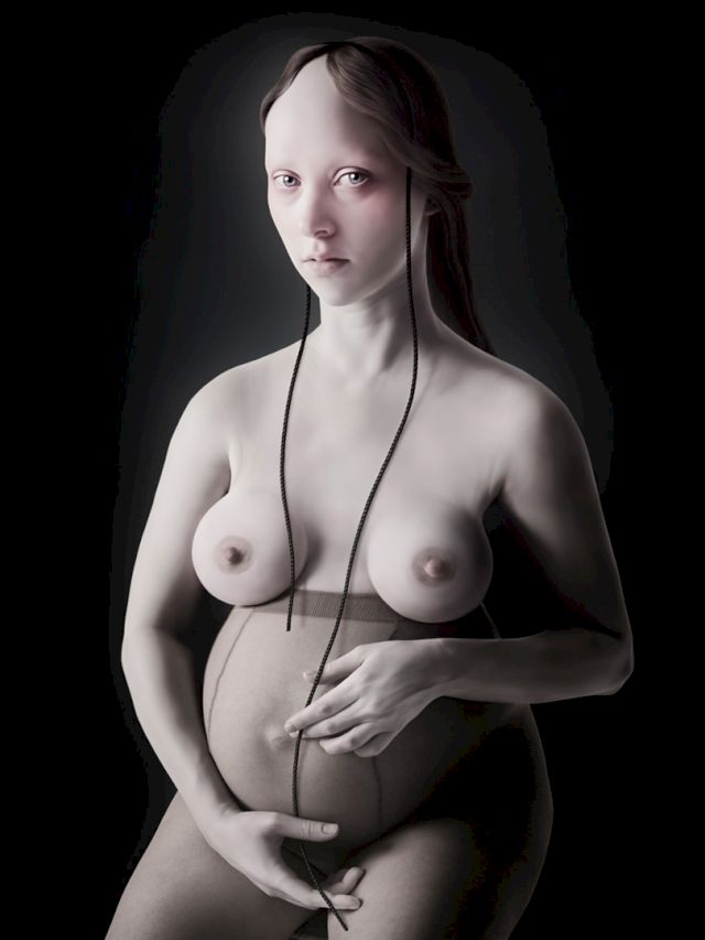 Oleg Dou, ’Pregnant’, 2016. Courtesy the artist
