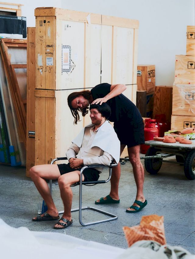 Malte Bartsch, Haarschneiden, 2018 (series of 5 images). PArt Charity Auction