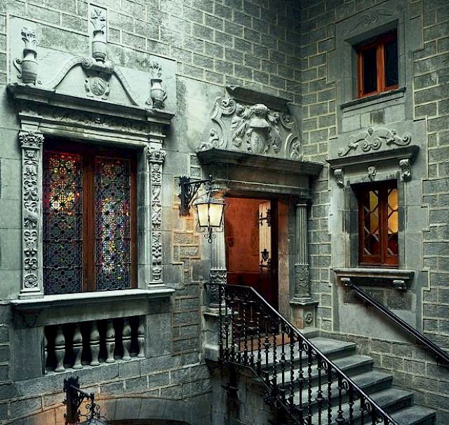 Exterior of the Palau Solterra Museum (photography musuem), Fundació Vila Cassa