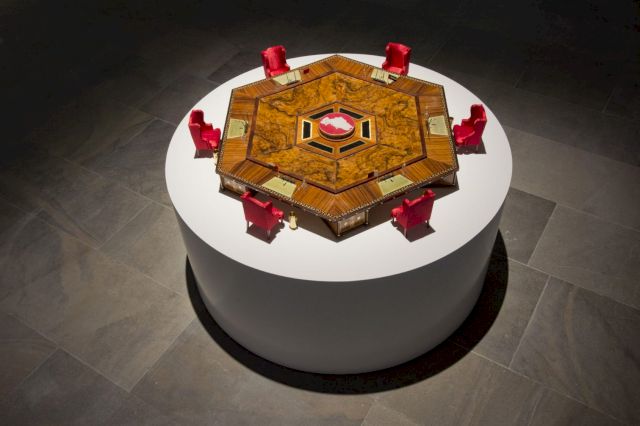 GCC COLLECTIVE, Micro Council, 2013. Courtesy Kraupa-Tuskany Zeidler and Barjeel Art Foundation, Sharjah