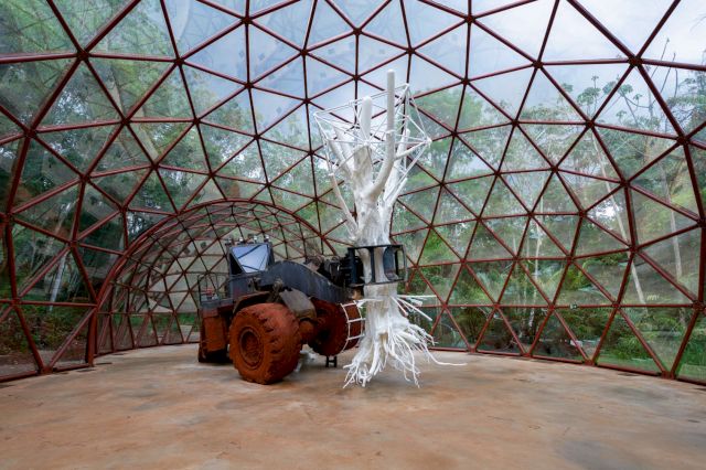 Matthew Barney, De lama lâmina, 2009. Photo: William Gomes