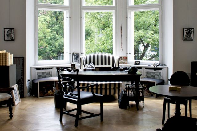 On the left: Installation by Alicja Kwade, 2011