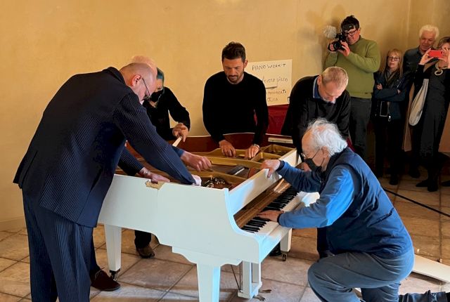 “Piano Work’T”, performance, Philip Corner, 2023