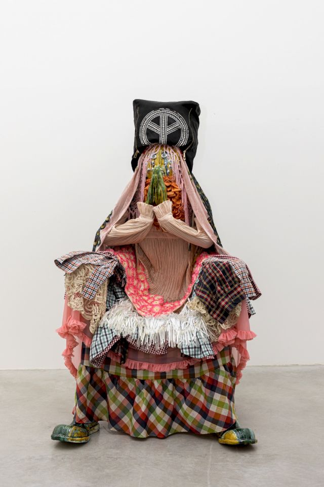 Kris Lemsalu. Peace Please. 2022. Ceramics, wood, textiles. 152 x 90 x 90 cm. Photo: Māris Arbidāns