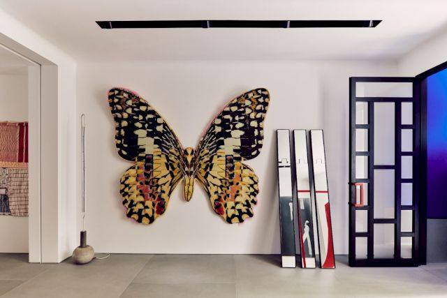 Photo by Katie Lock, From the left: Anna Fasshauer, ohne titel, 2013, Anthea Hamilton, Transposed Lime Butterfly, 2019, fragment of an artist's commission by Nathalie du Pasquier, 2020