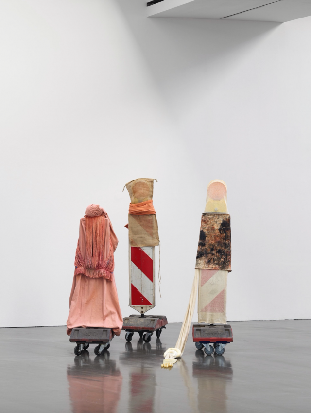 Megan Rooney, Renter’s Paradise, 2019 ©JaeMyung Noh