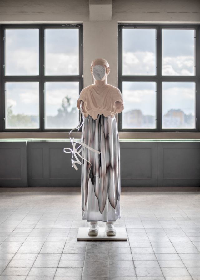 Anna Hulačová, Vozataj, concrete, plaster, textile, digital print on sheet metal, 170 x 60 x 50 cm, 2017. Photo courtesy of the artist and Havrlant Art Collection