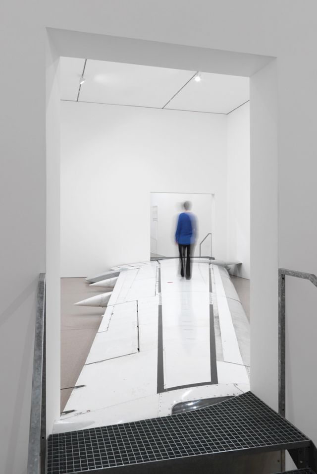 Roman Ondák, ’Do Not Walk Outside This Area’, 2012. © Galerie Martin Janda, Austria