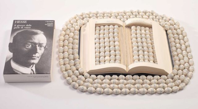 Sabrina Mezzaqui, ’Il Giuocco Delle Perle di vetro’, 2010. © Photo: Nicolas Suk