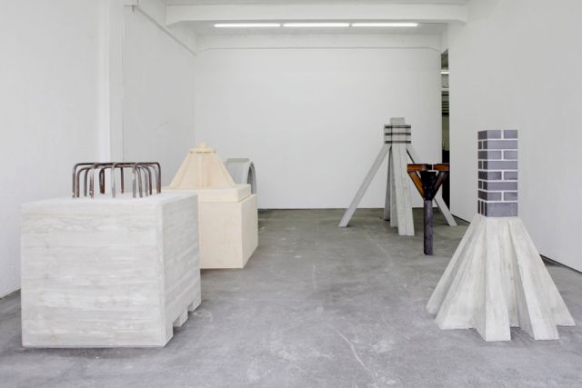 Installation View: ’Domestic Wildcards’, Zurich 2014 (Courtesy RaebervonStenglin, Zurich)