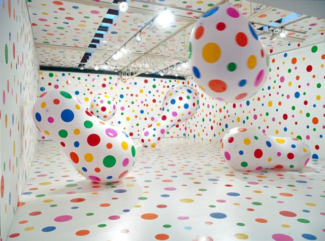 Yayoi Kusama, ’Dots Obsession – New Century’, 2000