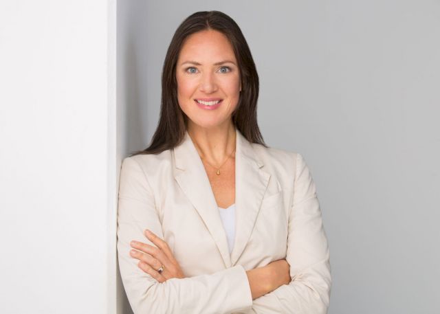 Julia Rust, Director, me Collectors Room.